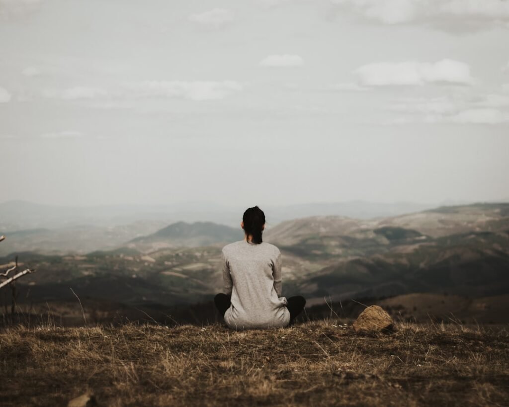 découvrez la mindfulness, une pratique de pleine conscience pour réduire le stress, améliorer la concentration et vivre pleinement l'instant présent.