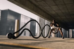 découvrez le functional training, une méthode d'entraînement complète qui améliore force, endurance et mobilité grâce à des exercices fonctionnels adaptés à tous les niveaux.