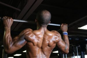 découvrez les meilleures techniques et conseils pour le muscle building afin de développer votre masse musculaire efficacement et en toute sécurité.