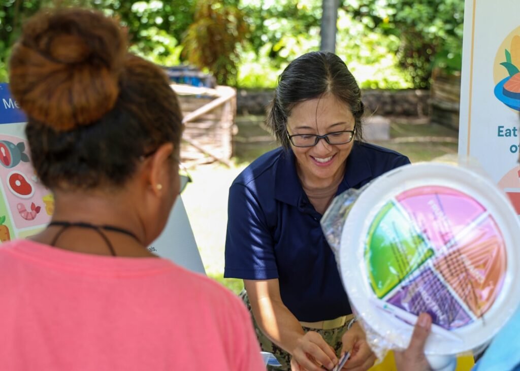 découvrez des conseils pratiques pour maintenir une alimentation équilibrée, favoriser votre santé et bien-être au quotidien.