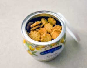 découvrez les nutriments essentiels pour des os solides et une santé durable, incluant vitamines, minéraux et conseils pour un mode de vie équilibré.