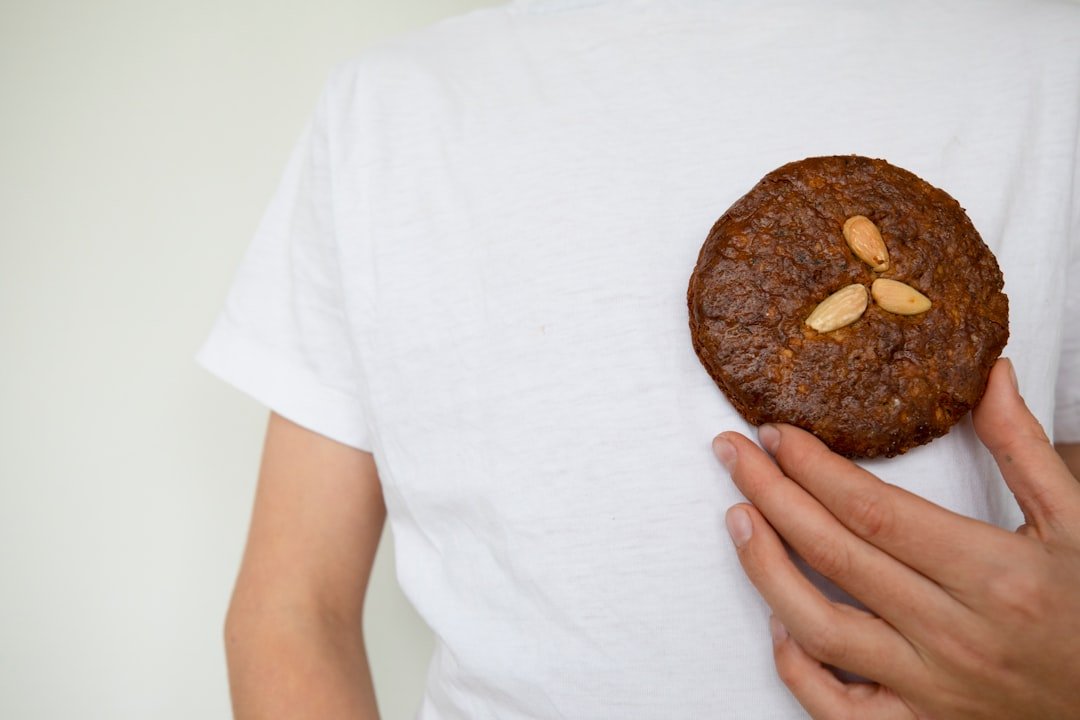 découvrez les erreurs courantes à éviter lors d'un régime pauvre en glucides pour optimiser vos résultats et maintenir une alimentation saine.